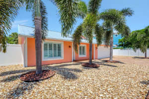 490 SW Beachway Avenue, Palm City, FL 34990 Sold 09/27/23