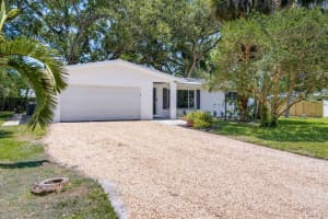 3070  10th Court, Vero Beach, FL 32960 Sold 08/11/23