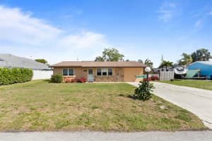 6571 Se Clairmont Place Hobe Sound, FL 33455 Sold 07/14/23