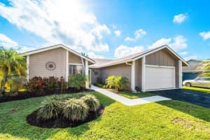 5840 Teakwood Road Lake Worth, FL 33467 Sold 07/12/23