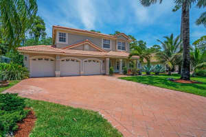 612 Cypress Green Circle Wellington, FL 33414 Sold 06/15/23