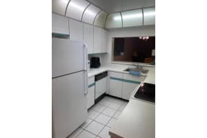 7903  Willow Spring Drive   1114, Lake Worth Beach, FL 33467 Sold 07/24/23