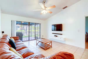 4561 Discovery Lane 15, West Palm Beach, FL 33417 Sold 12/29/23