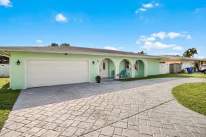 135  Meadowlark Drive, Royal Palm Beach, FL 33411 Sold 06/28/23