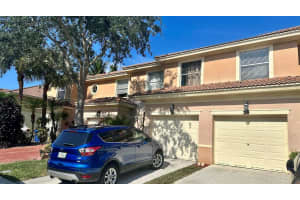 317  River Bluff Lane, Royal Palm Beach, FL 33411 Sold 08/23/23