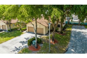 5288 Gate Lake Road 5288 Tamarac, FL 33319 Sold 07/07/23