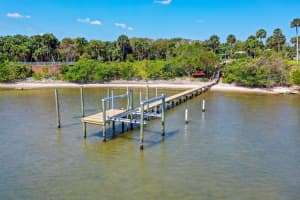 7505 S Indian River Drive, Fort Pierce, FL 34982 Sold 03/27/25
