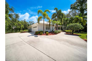 2855 Ne Sewalls Landing Way Jensen Beach, FL 34957 Sold 06/30/23