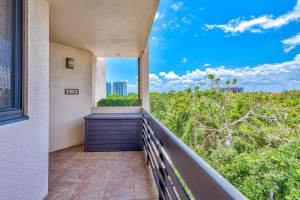 11370  Twelve Oaks Way   518, North Palm Beach, FL 33408 Sold 07/31/23