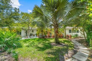 208  Beverly Drive, Delray Beach, FL 33444 Sold 06/29/23