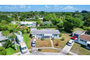 6321 Nowata Circle Lake Worth, FL 33462 Sold 06/16/23