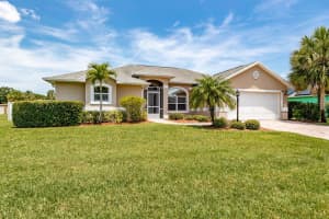 5745  Riverboat Circle  SW, Vero Beach, FL 32968 Sold 08/28/23