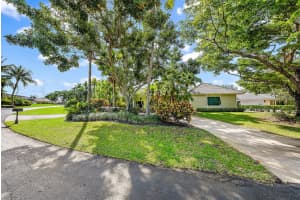 18180 SE Ridgeview Drive, Jupiter, FL 33469 Sold 11/17/23