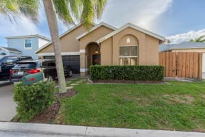 1451 Waterway Cove Drive Wellington, FL 33414 Sold 06/26/23