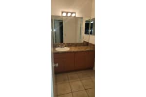 7210 179th Street, Hialeah, FL 33015 - MLS#R10889955