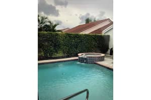17275 Ventana Drive, Boca Raton, FL 33487 Sold 11/01/23