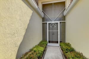 1373  Fairfax Circle  E, Boynton Beach, FL 33436 Sold 06/15/23