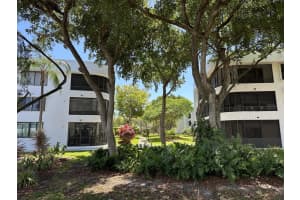 1420  Sheridan Street   27h Hollywood, FL 33020 Sold 06/21/23