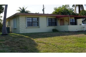 1461  Cochran Drive, Lake Worth Beach, FL 33461 Sold 07/20/23