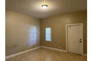 724 SW 1st Avenue, Pompano Beach, FL 33060 Sold 07/28/23