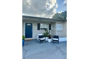 300 E Circle, Jupiter, FL 33458 Sold 10/23/23