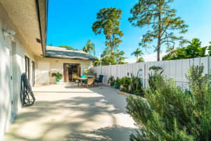 1134 Summit Trail Circle C West Palm Beach, FL 33415 Sold 07/14/23