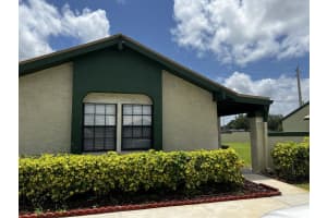 554 Sw Sara Boulevard Port Saint Lucie, FL 34953 Sold 06/30/23
