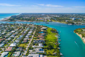 102 Lighthouse Drive, Jupiter Inlet Colony, Fl 33469 Jupiter, FL 33469 Sold 06/06/23