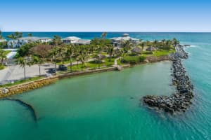 102 Lighthouse Drive Jupiter, FL 33469 Sold 06/06/23