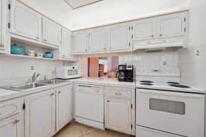 2855 S Garden Drive   212, Palm Springs, FL 33461 Sold 07/07/23