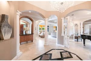 8640 Man O War Road Palm Beach Gardens, FL 33418 Sold 07/14/23