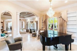 8640 Man O War Road Palm Beach Gardens, FL 33418 Sold 07/14/23