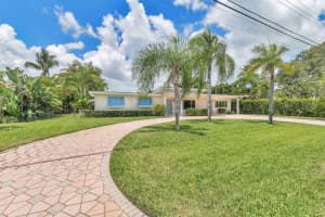 7821  Edgewater Drive, Lake Clarke Shores, FL 33406 Sold 11/03/23