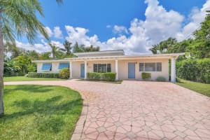7821  Edgewater Drive, Lake Clarke Shores, FL 33406 Sold 11/03/23