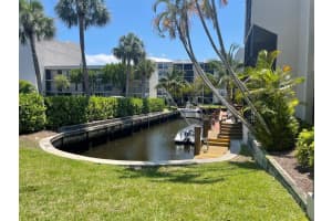 16 Royal Palm Way 101 Boca Raton, FL 33432 Sold 07/13/23