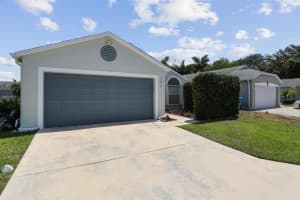 55 Bentwater Circle Boynton Beach, FL 33426 Sold 06/14/23