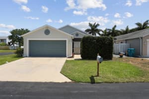 55 Bentwater Circle Boynton Beach, FL 33426 Sold 06/14/23