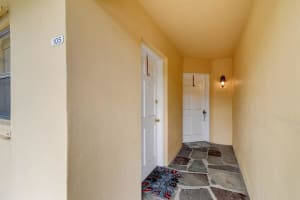 5520 N Ocean Boulevard 105 Ocean Ridge, FL 33435 Sold 06/21/23