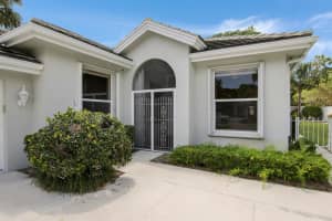 5288 SE Sweetbrier Terrace, Hobe Sound, FL 33455 Sold 12/04/23
