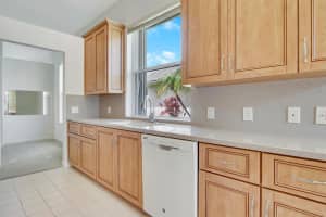 5288 SE Sweetbrier Terrace, Hobe Sound, FL 33455 Sold 12/04/23