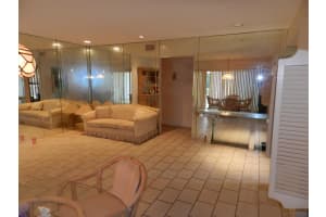 7 Greenway Village N 109 Royal Palm Beach, FL 33411 Sold 06/30/23