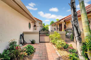 4072 Nw 7th Place Deerfield Beach, FL 33442 Sold 06/29/23