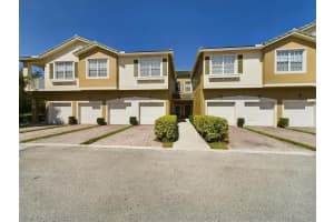 1571 Se Hampshire Way 102 Stuart, FL 34994 Sold 06/29/23