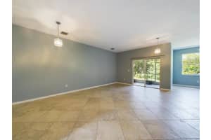 1571 Se Hampshire Way 102 Stuart, FL 34994 Sold 06/29/23