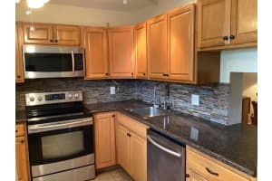 2600 NE 1st Lane   212, Boynton Beach, FL 33435 Sold 07/31/23