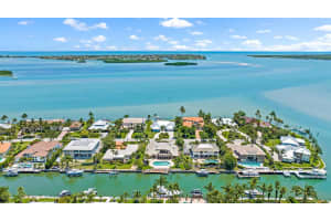 19  Island Road, Sewalls Point, FL 34996 Sold 11/07/23