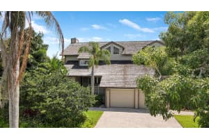 7525 SE Jamaican Court, Hobe Sound, FL 33455 Sold 02/16/24