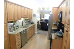 625 W Lake Jasmine Circle   108 Vero Beach, FL 32962 Sold 06/20/23