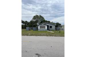 1204 Avenue K Avenue, Fort Pierce, FL 34950 - MLS#R10891402