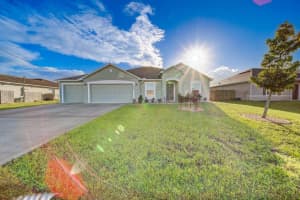 4631 SW Athena Drive, Port Saint Lucie, FL 34953 - MLS#R10891403